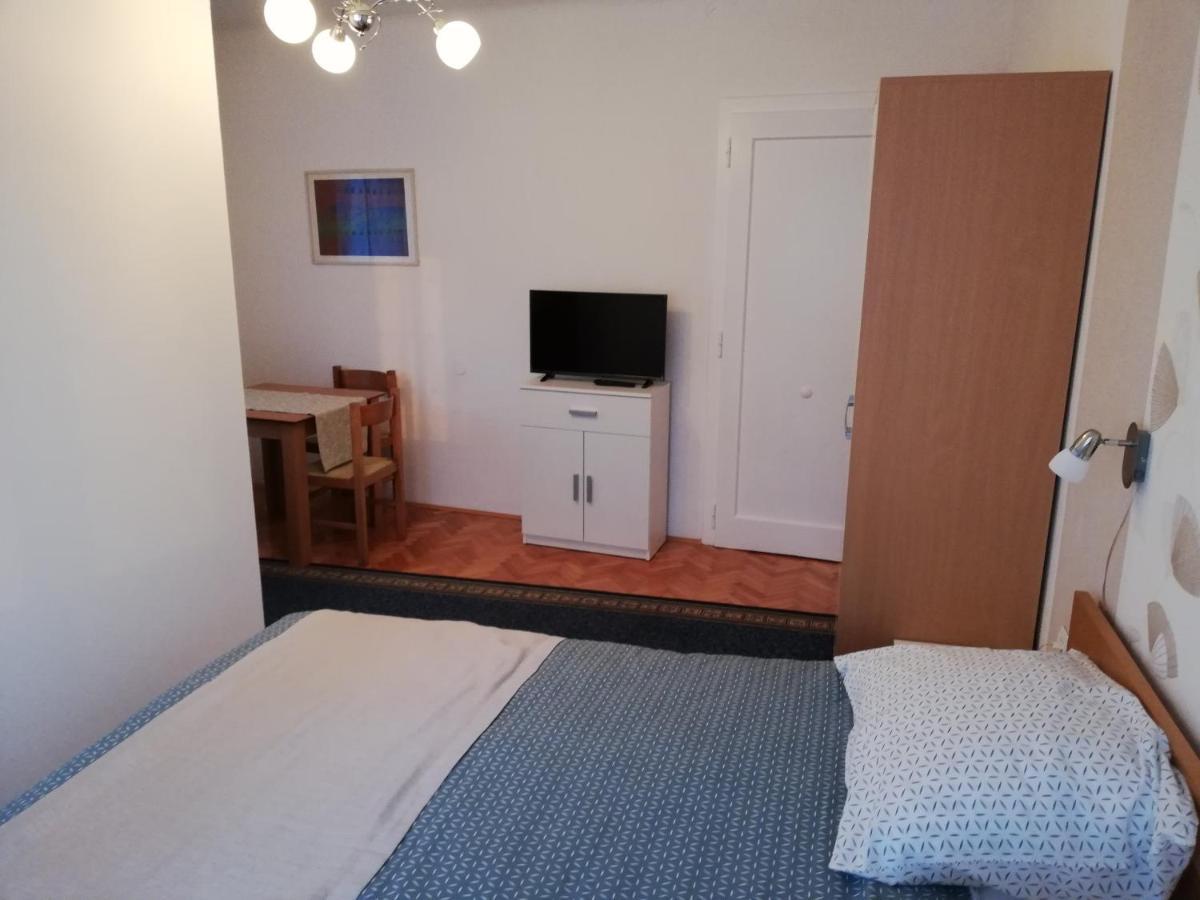 Sobe Sabec Bed & Breakfast Postojna Exterior foto