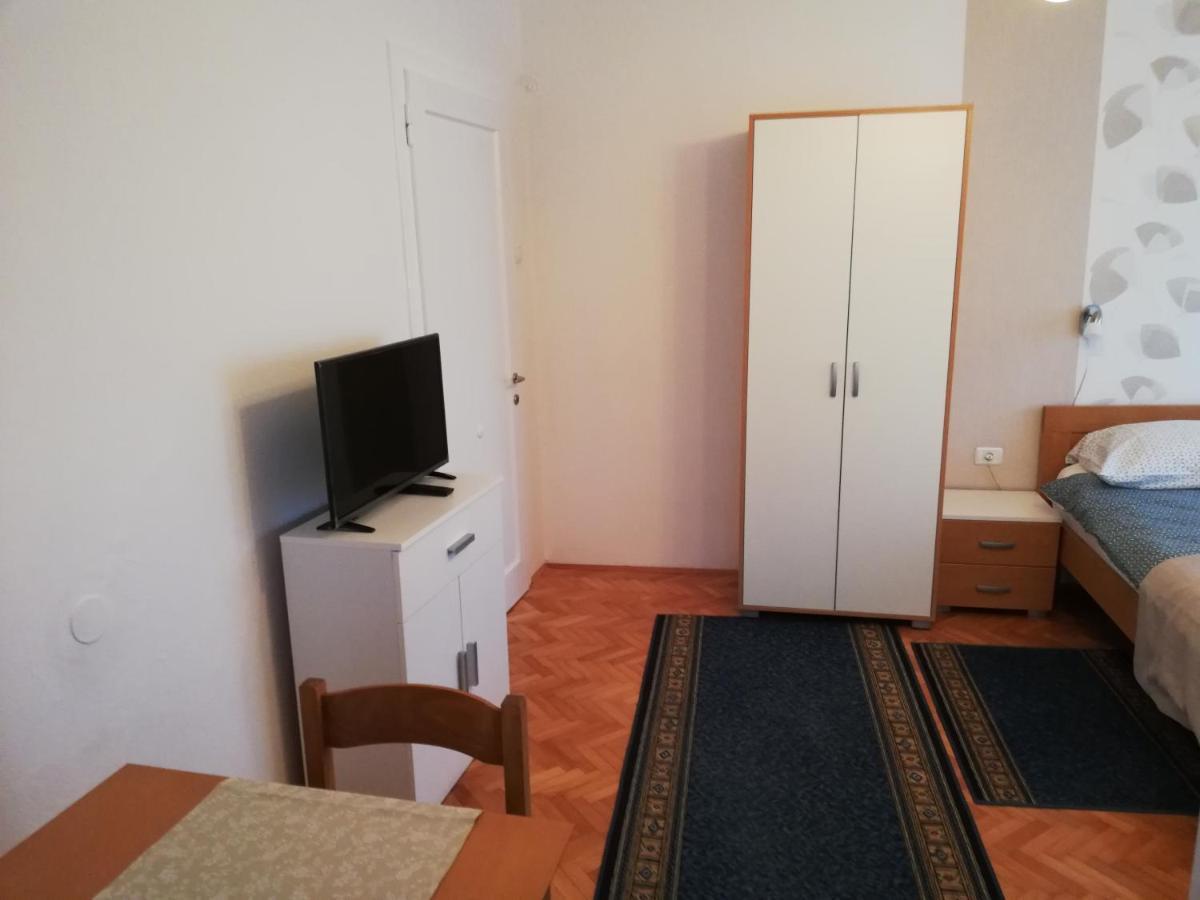 Sobe Sabec Bed & Breakfast Postojna Exterior foto